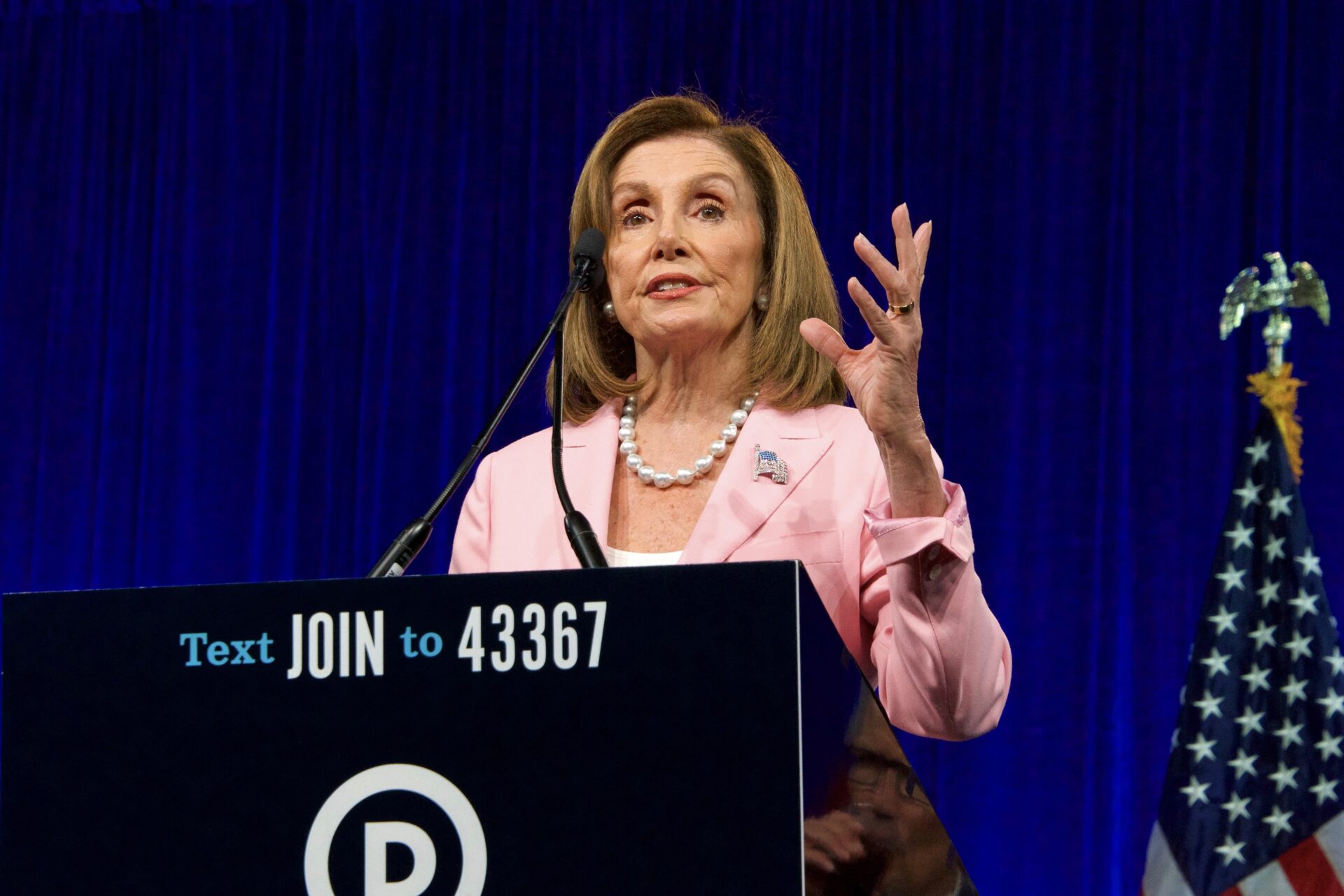 Militant Gen Z Libs Swarm Top Dem’s House Following MAGA Bill Fallout